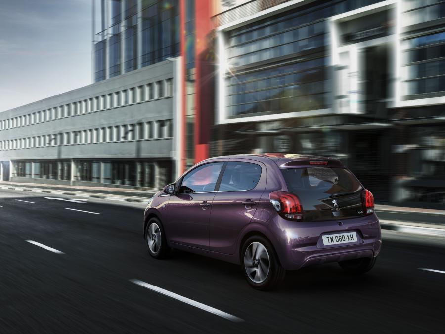  Peugeot 108 5-Door 2014 года  (фото 4 из 33)